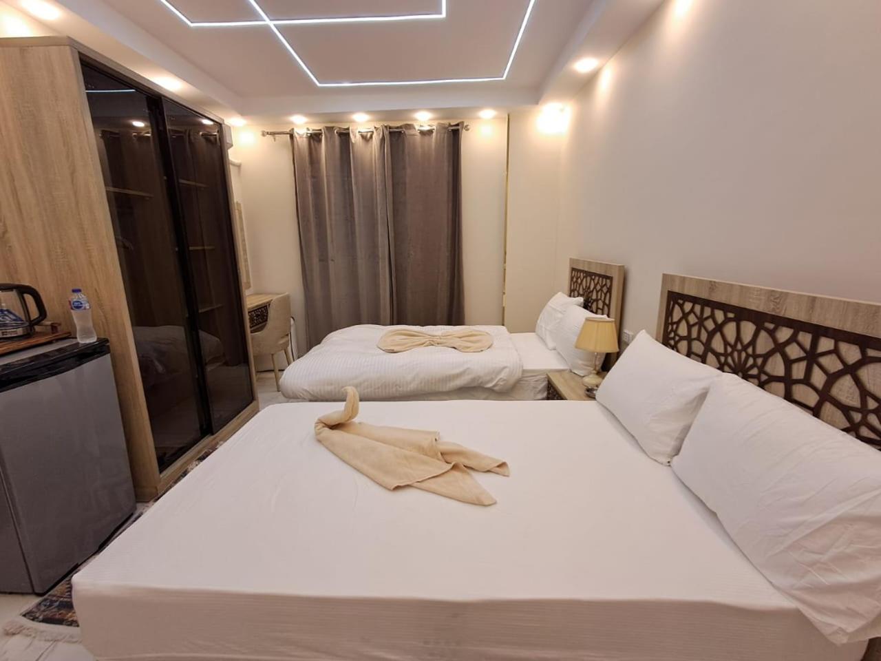 Kafret el-Gabal Pyramids East Inn מראה חיצוני תמונה