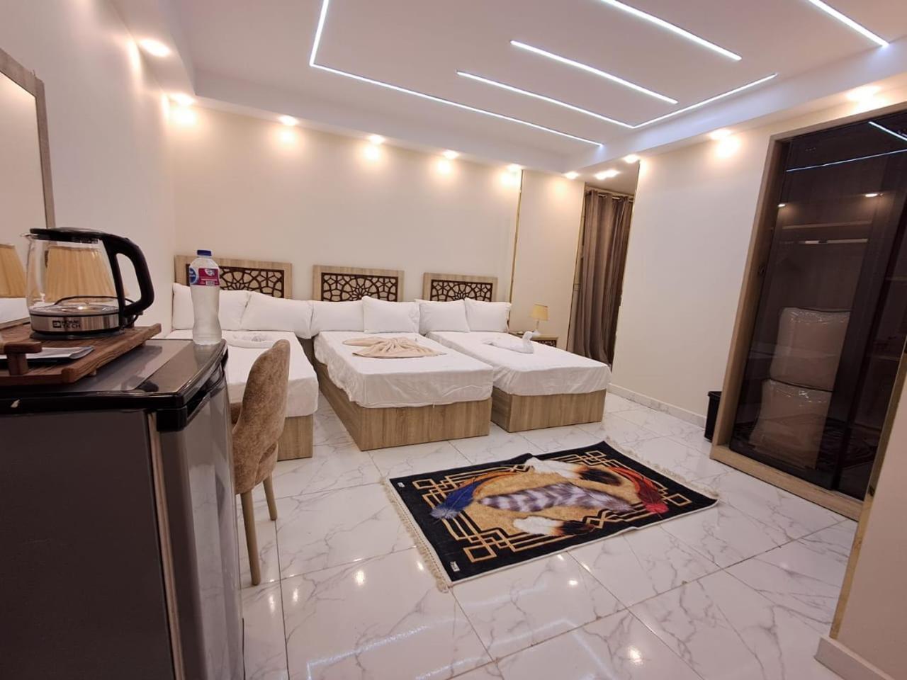 Kafret el-Gabal Pyramids East Inn מראה חיצוני תמונה