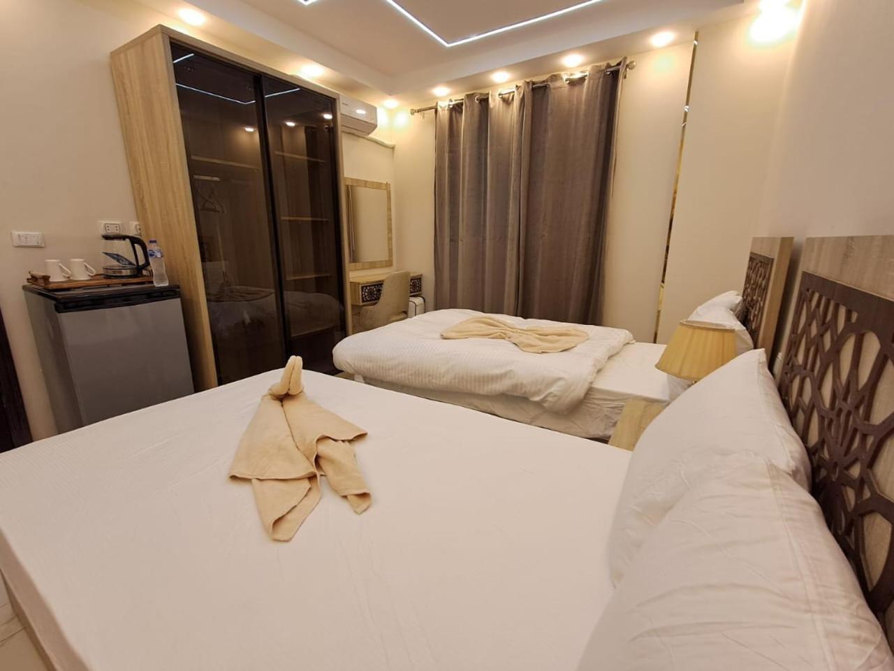 Kafret el-Gabal Pyramids East Inn מראה חיצוני תמונה